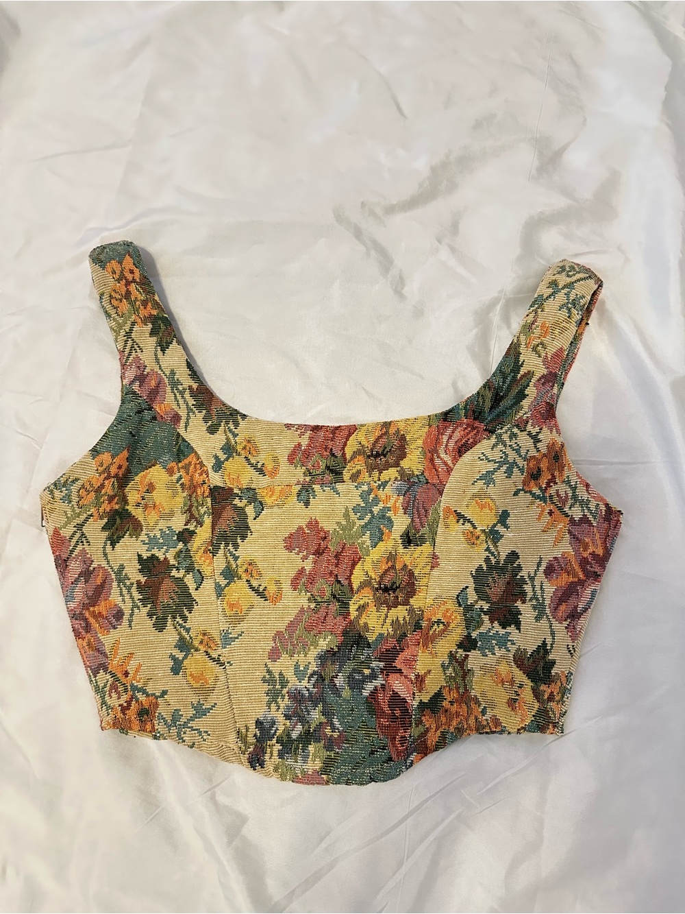 CIDER Floral Tapestry Crop Tank Top in Cream XS